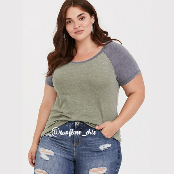 [NEW] Torrid Olive & Black Raglan Tee - Picture 4 of 15